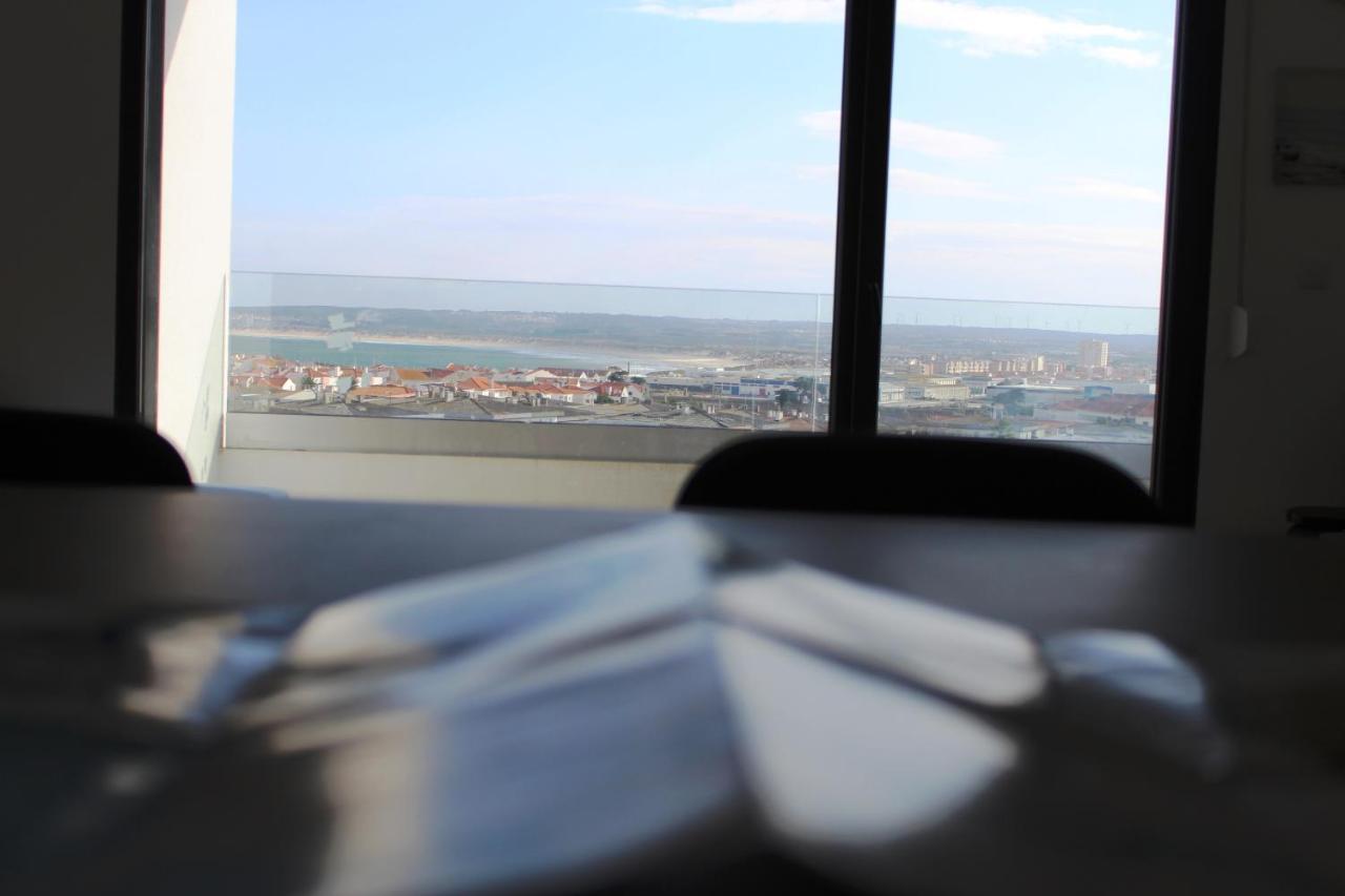 Swordfish Sea View Apartment Peniche Exterior foto